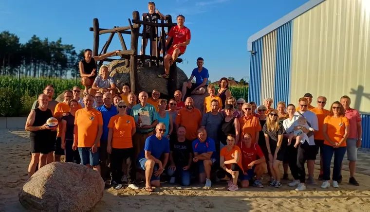 Großes Gruppenfoto beim Sommer-Sportfest des SVH